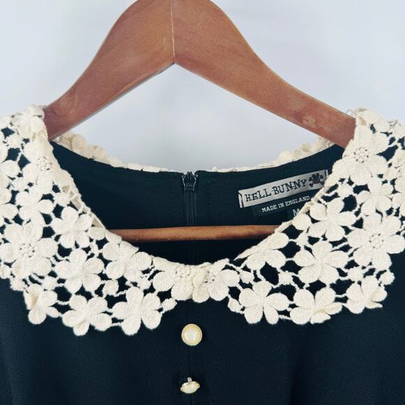 Hell Bunny Black Fit & Flare Crochet Collar Dress Pin-Up Retro Size M Medium - Picture 3 of 10